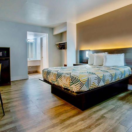 Motel 6 Tucson, Az - East Williams Center מראה חיצוני תמונה