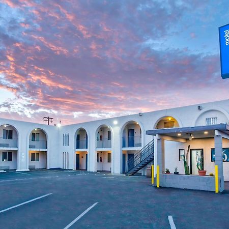 Motel 6 Tucson, Az - East Williams Center מראה חיצוני תמונה