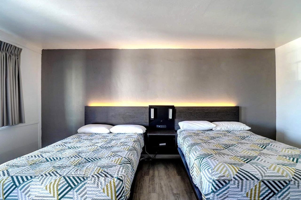 Motel 6 Tucson, Az - East Williams Center מראה חיצוני תמונה