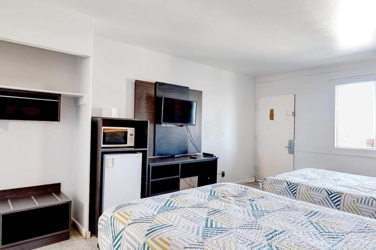 Motel 6 Tucson, Az - East Williams Center מראה חיצוני תמונה