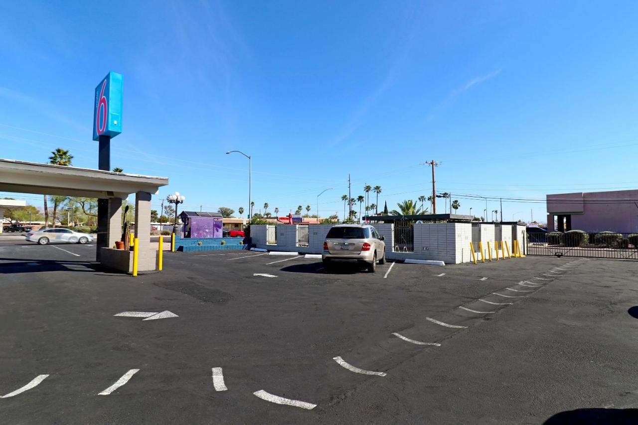Motel 6 Tucson, Az - East Williams Center מראה חיצוני תמונה