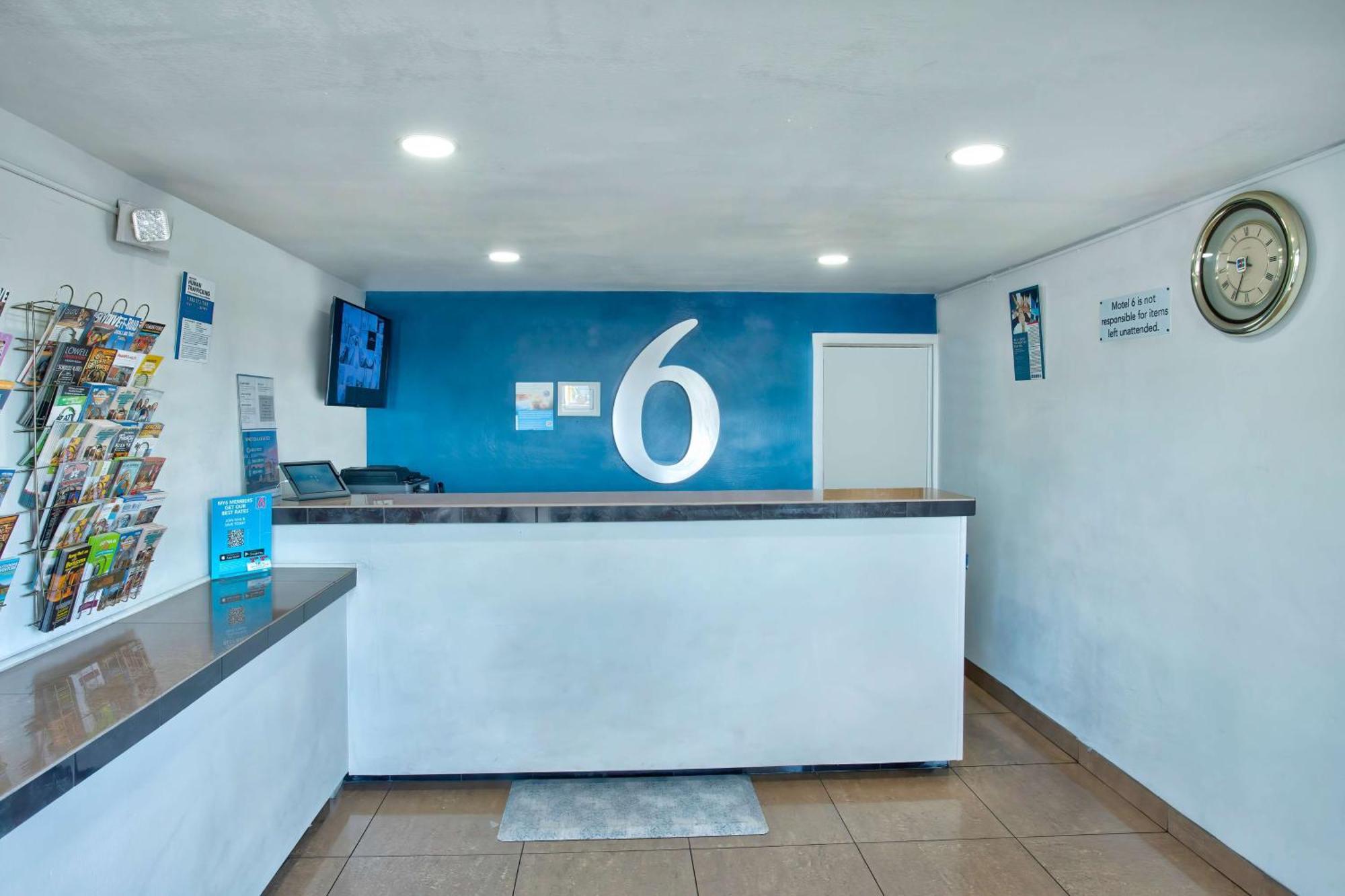 Motel 6 Tucson, Az - East Williams Center מראה חיצוני תמונה