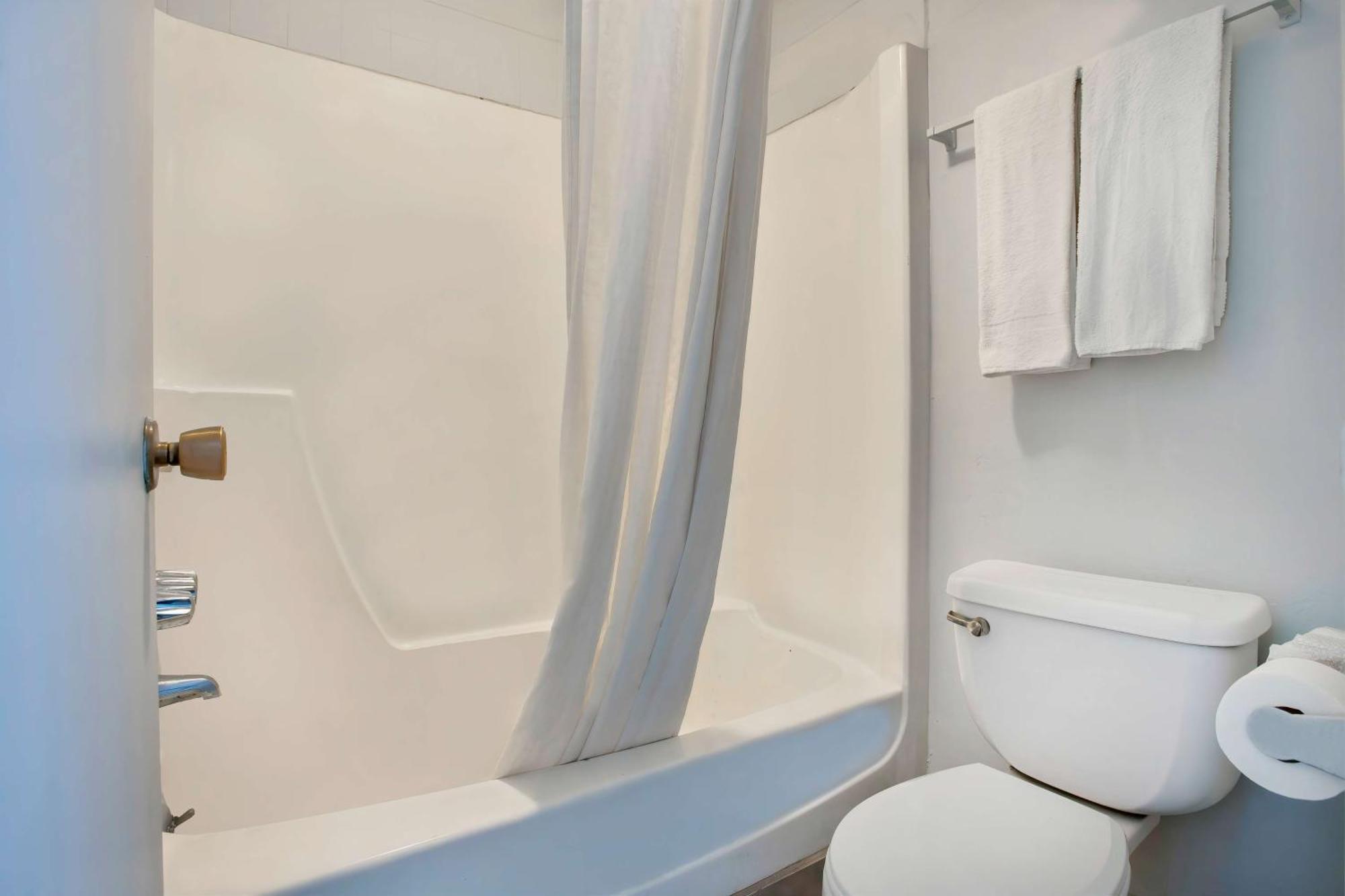 Motel 6 Tucson, Az - East Williams Center מראה חיצוני תמונה