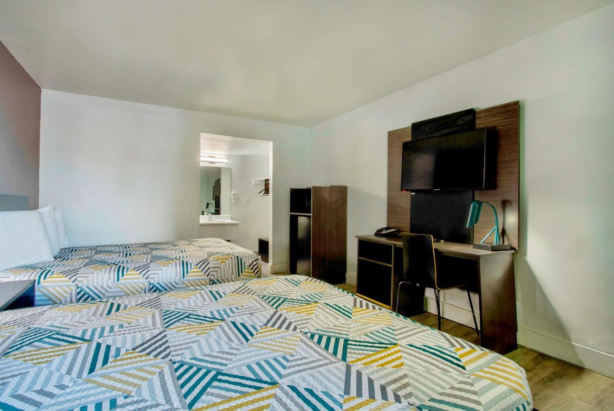 Motel 6 Tucson, Az - East Williams Center מראה חיצוני תמונה