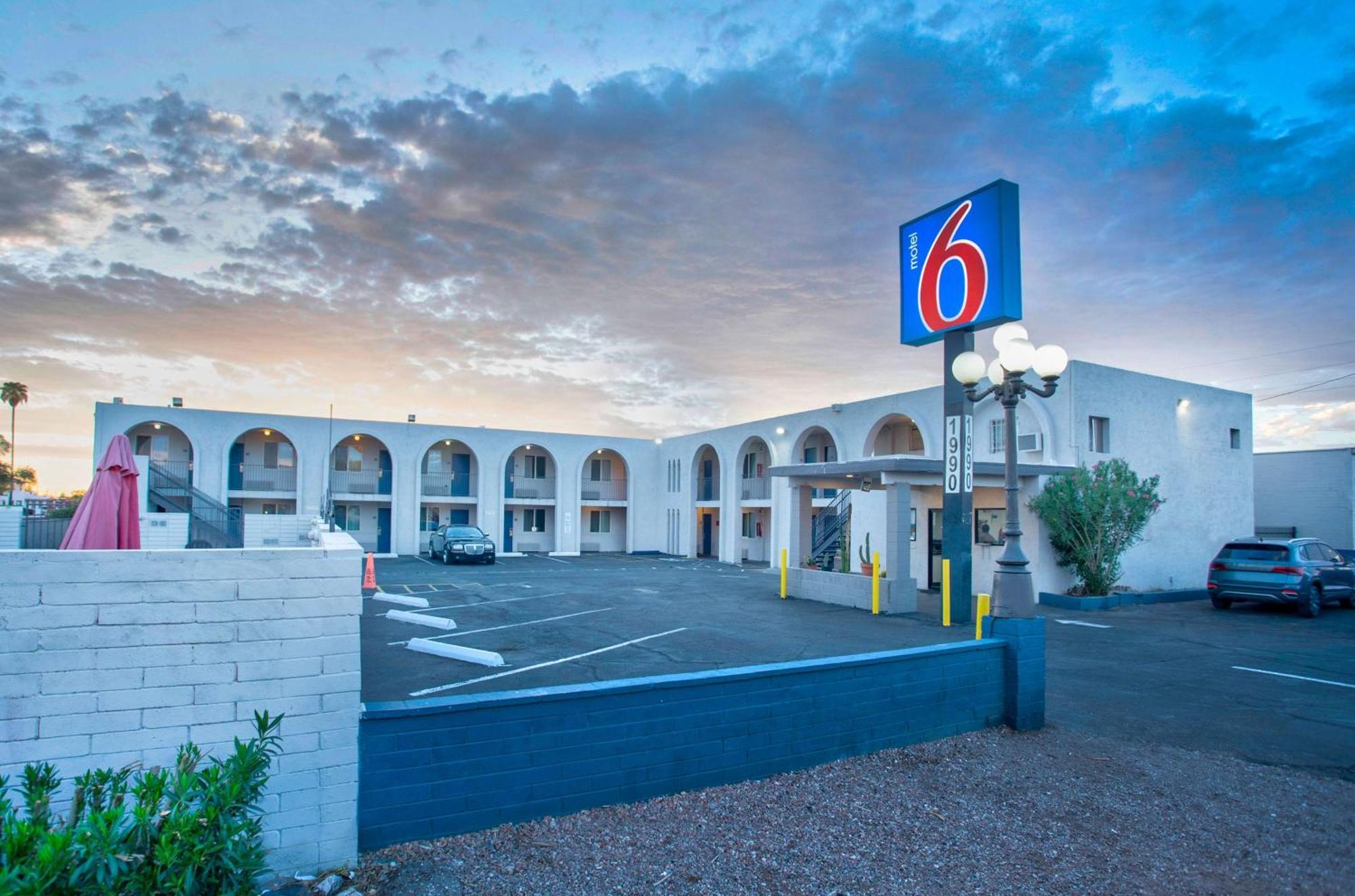 Motel 6 Tucson, Az - East Williams Center מראה חיצוני תמונה