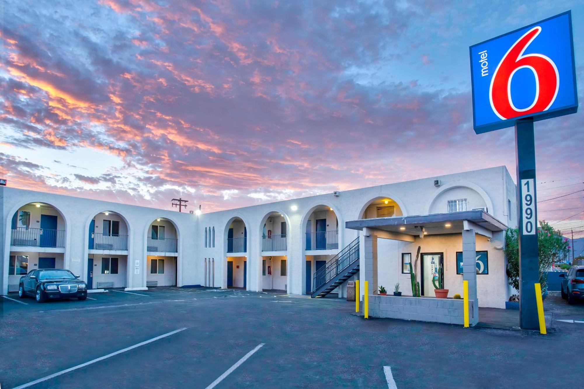Motel 6 Tucson, Az - East Williams Center מראה חיצוני תמונה